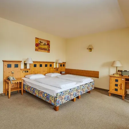 Flair-hotel Zum Benediktiner 3* Schwarzach am Main