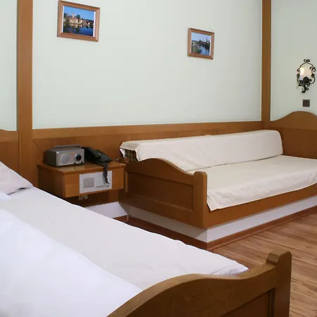 Flair-hotel Zum Benediktiner Hotel 3*
