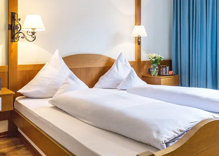 Flair-hotel Zum Benediktiner 3* Schwarzach am Main