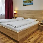Szálloda Flair-hotel Zum Benediktiner Schwarzach am Main