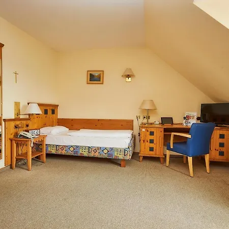 Flair-hotel Zum Benediktiner 3*