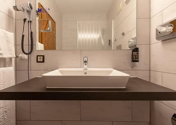 Flair-hotel Zum Benediktiner Отель 3*