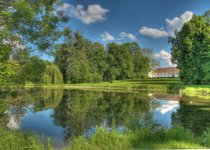 Flair-hotel Zum Benediktiner Шварцах-ам-Майн